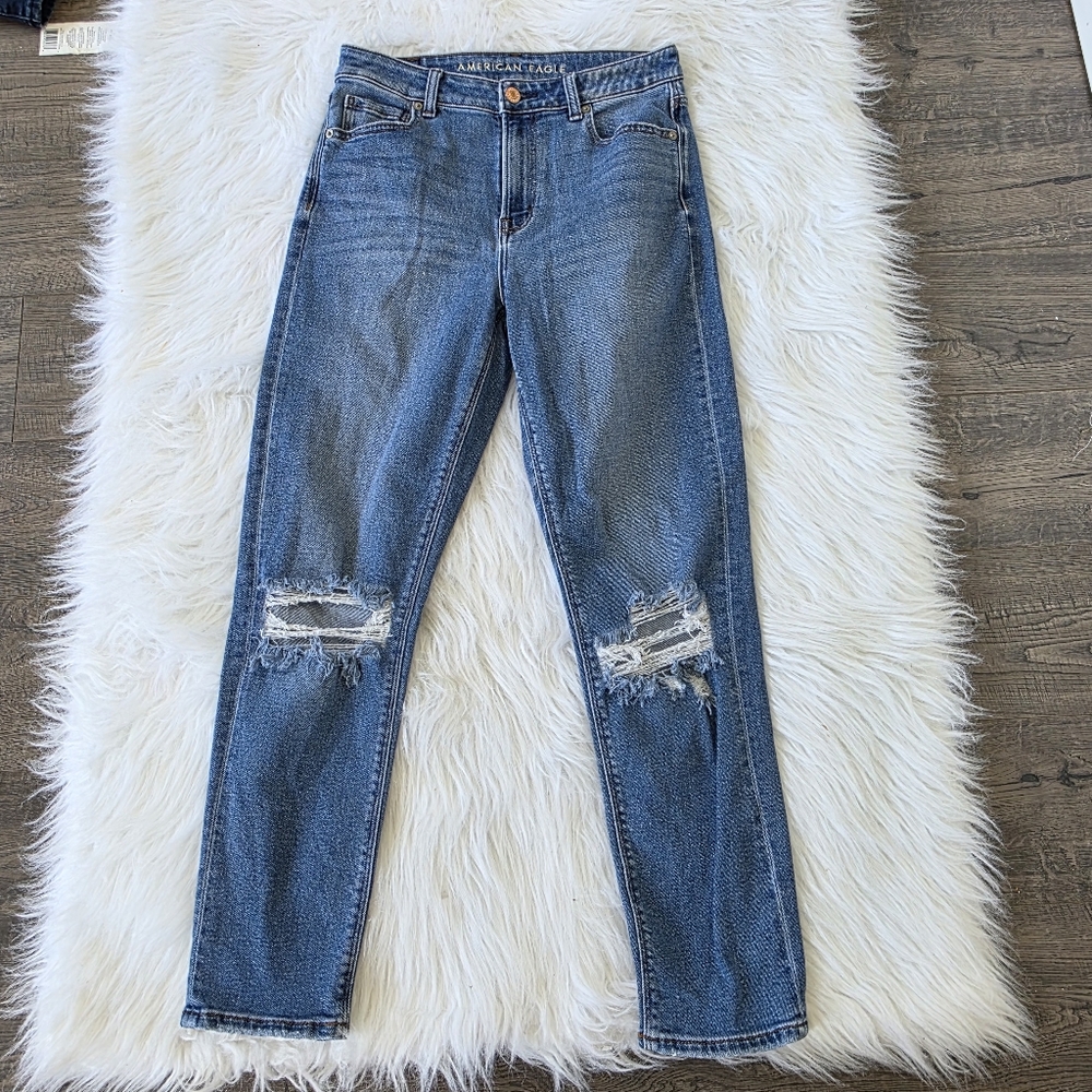 American Eagle Mom Jean In Blue Size 4 High Waist